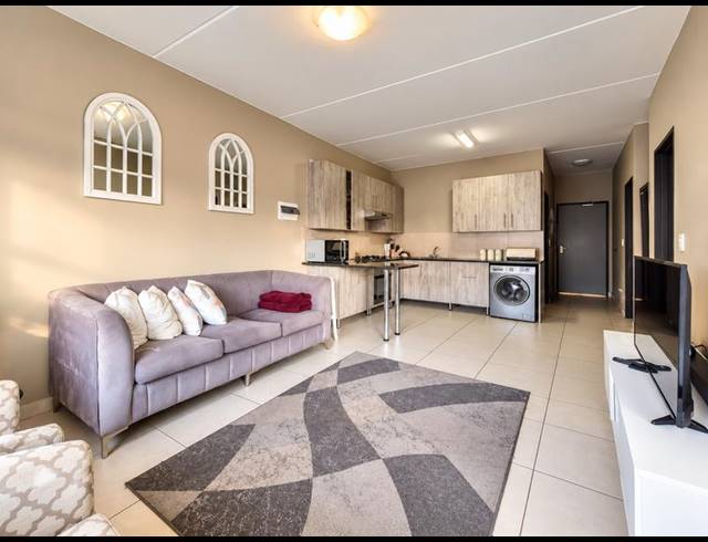 2 BEDROOM APARTMENT FOR SALE IN GLEN AUSTIN